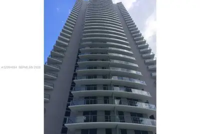 1100 S Miami Ave #1104, Miami: photo 1 of 17