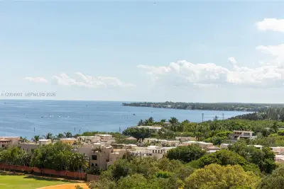 2889 Mcfarlane Rd #1014, Miami: photo 1 of 6