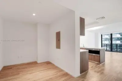 801 S Miami Ave #1807, Miami: photo 1 of 12