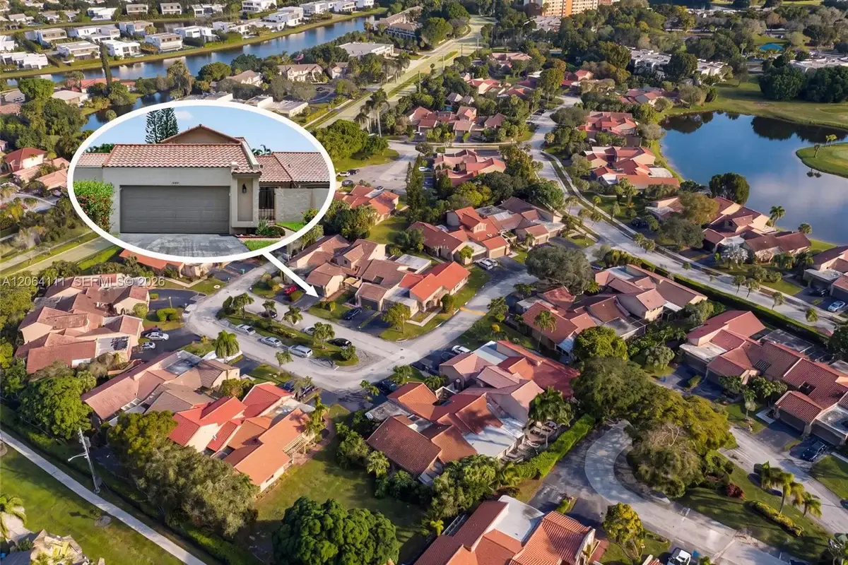16831 Patio Village Ln, Weston: photo 1 of 44