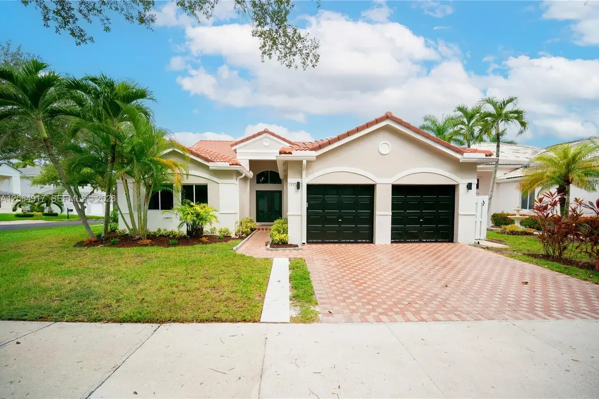 1357 Camellia Ln, Weston: photo 1 of 53