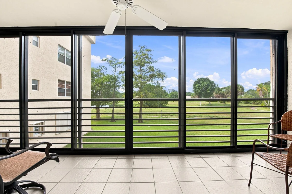 3231 Holiday Springs Blvd #205, Margate: photo 1 of 34