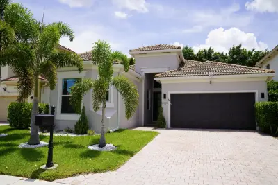 5725 Via De La Plata Cir, Delray Beach: photo 1 of 26