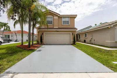 1853 SW 176th Way, Miramar: photo 1 of 46