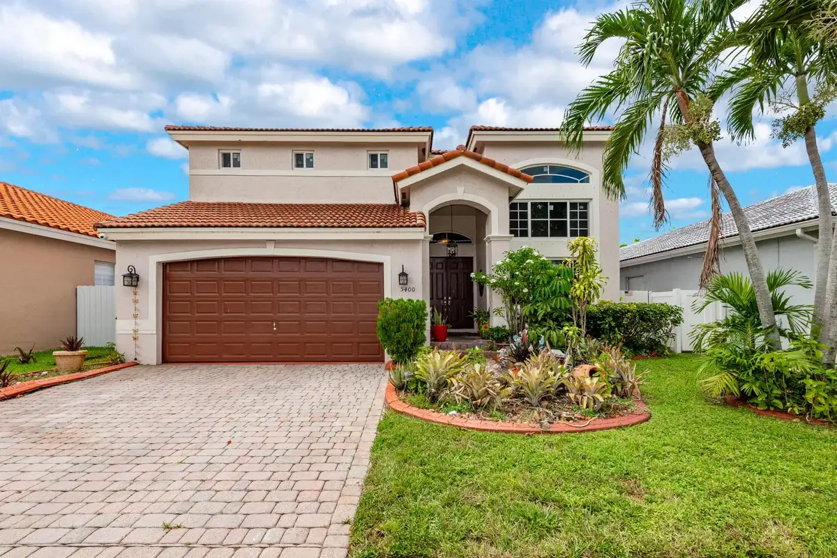 5400 SW 131st Ter, Miramar: photo 1 of 33