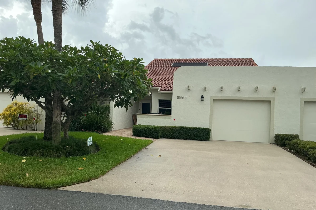 6918 Barbarossa St, Boca Raton: photo 1 of 39