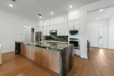 10799 Stellar Cir, Palm Beach Gardens: photo 1 of 35