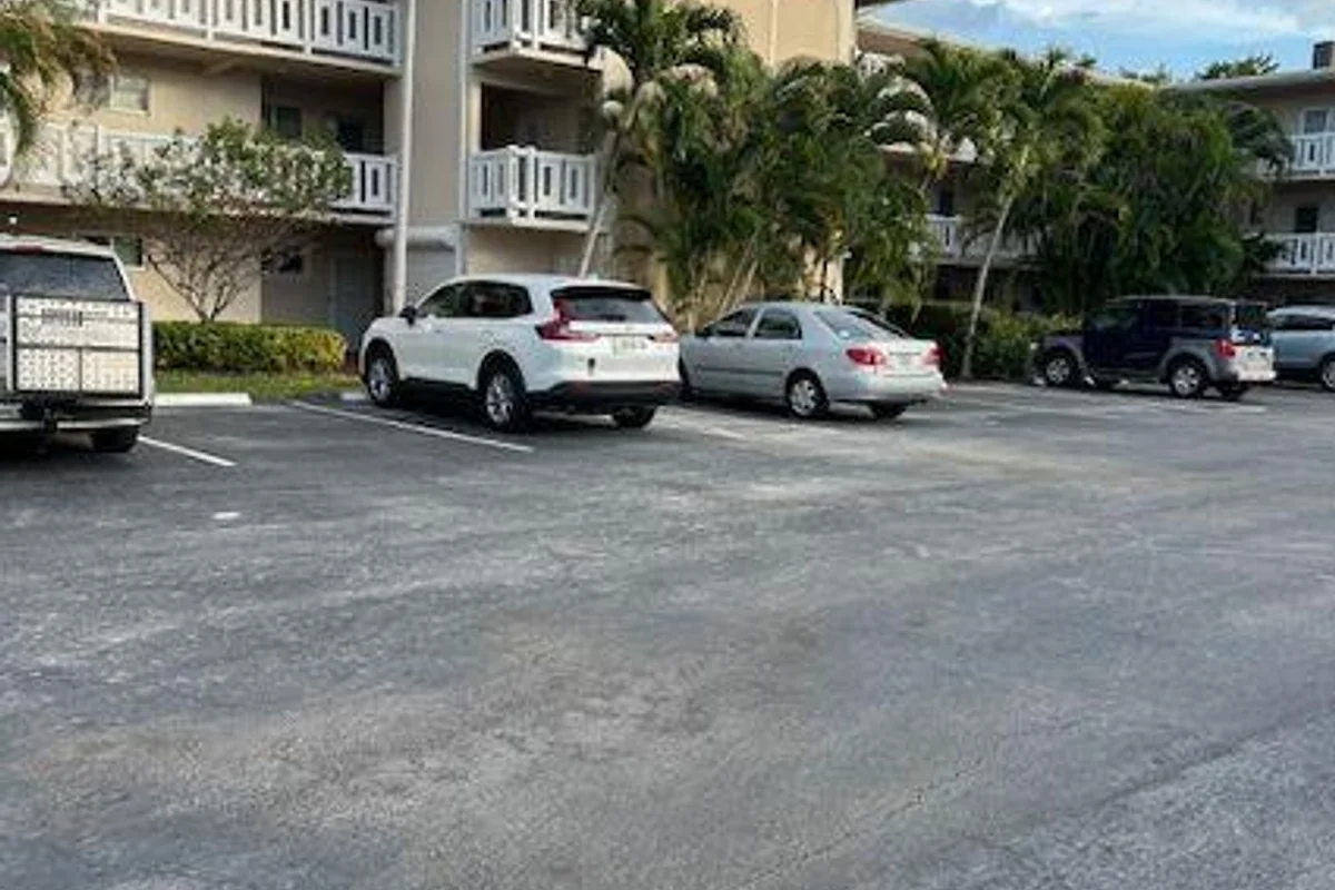 2566 S Garden Dr S #202, Lake Worth: photo 1 of 34