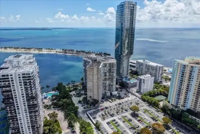 2451 Brickell Ave #4F, Miami: photo 1 of 33