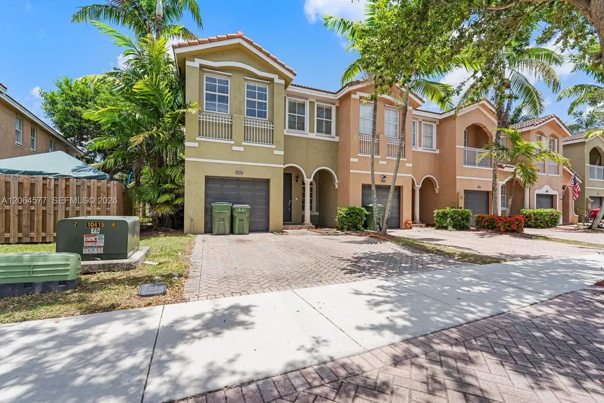 1427 SE 25th Ave, Homestead: photo 1 of 33