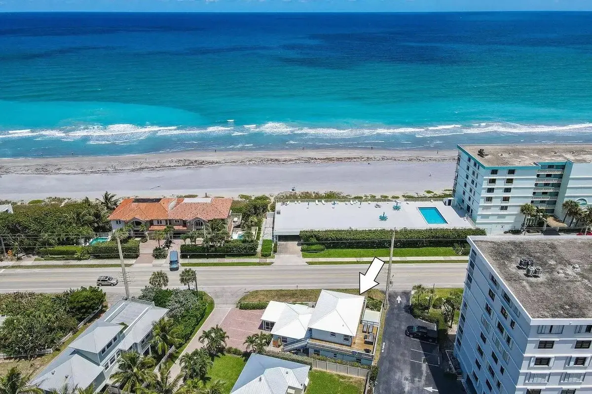 444 Zephyr Way, Juno Beach: photo 1 of 24