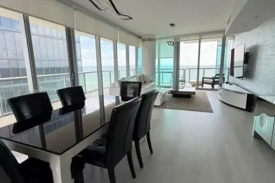 17121 Collins Ave #1208, Sunny Isles Beach: photo 1 of 17