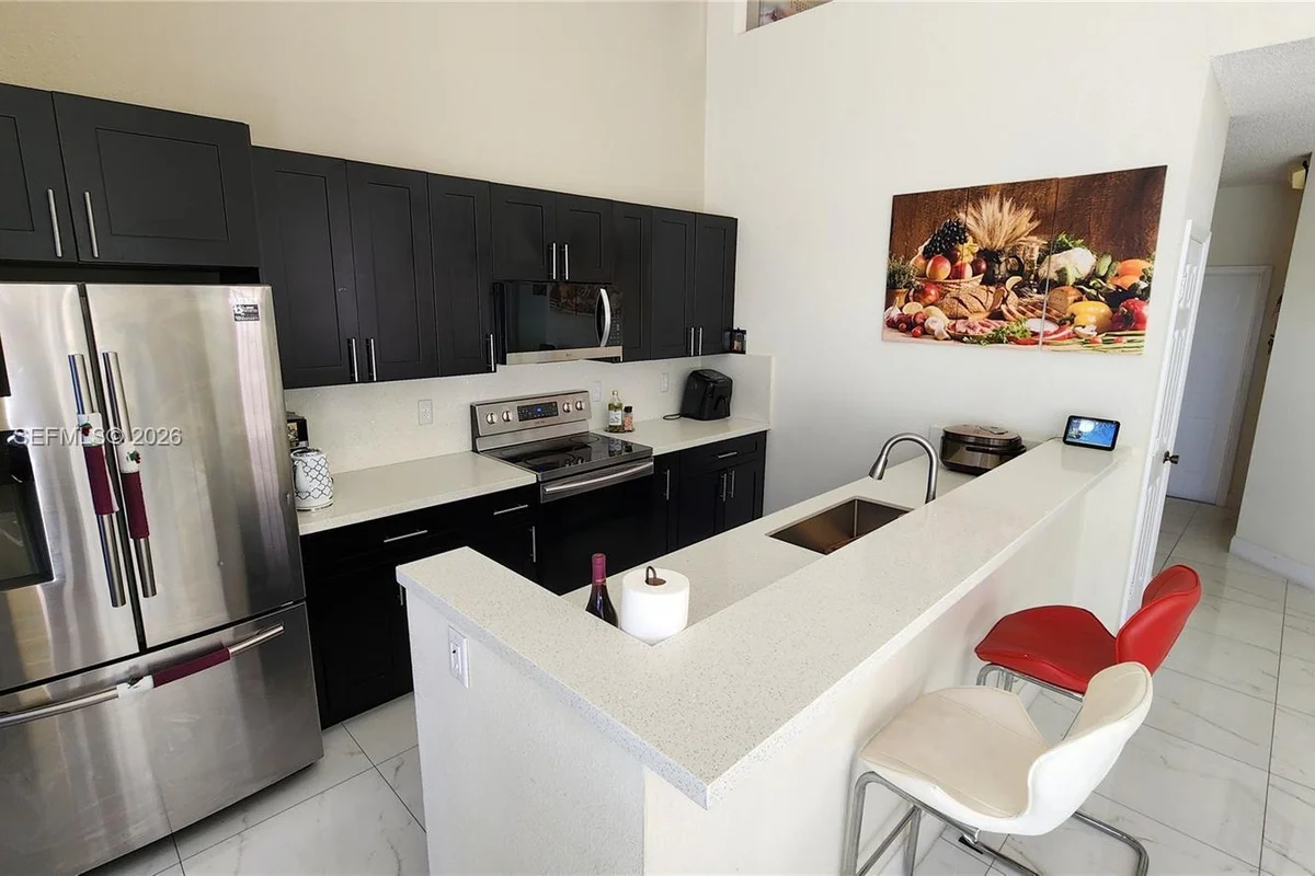 10702 Pelican Dr, Wellington: photo 1 of 34