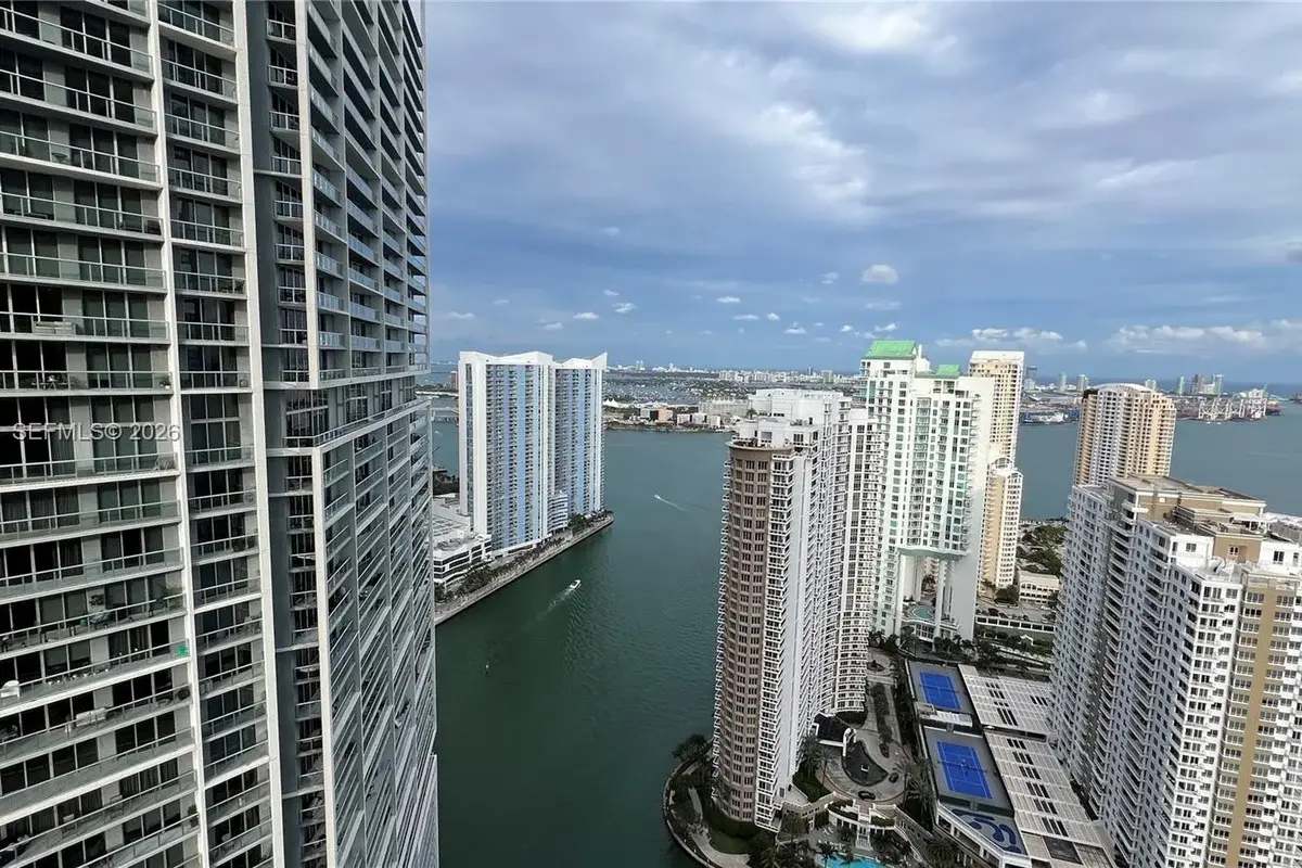495 Brickell Ave #4308, Miami: photo 1 of 25