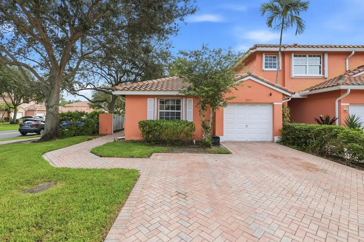 3990 NW 91st Ter, Sunrise: photo 1 of 58