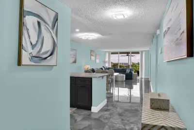 4015 W Palm Aire Dr #704, Pompano Beach: photo 1 of 27