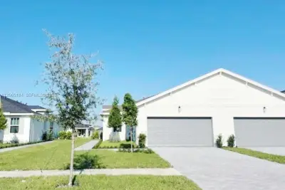 1375 Tangled Orchard Trace, Loxahatchee: photo 1 of 13