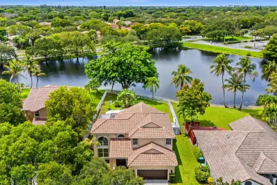 10740 London St, Cooper City: photo 1 of 33