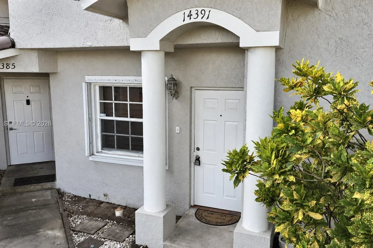 14391 SW 120th Ct #7-7, Miami: photo 1 of 32