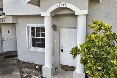 14391 SW 120th Ct #7-7, Miami: photo 1 of 32