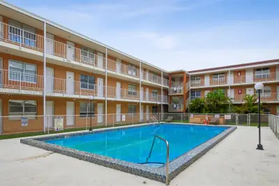3881 W Flagler St #316, Miami: photo 1 of 21