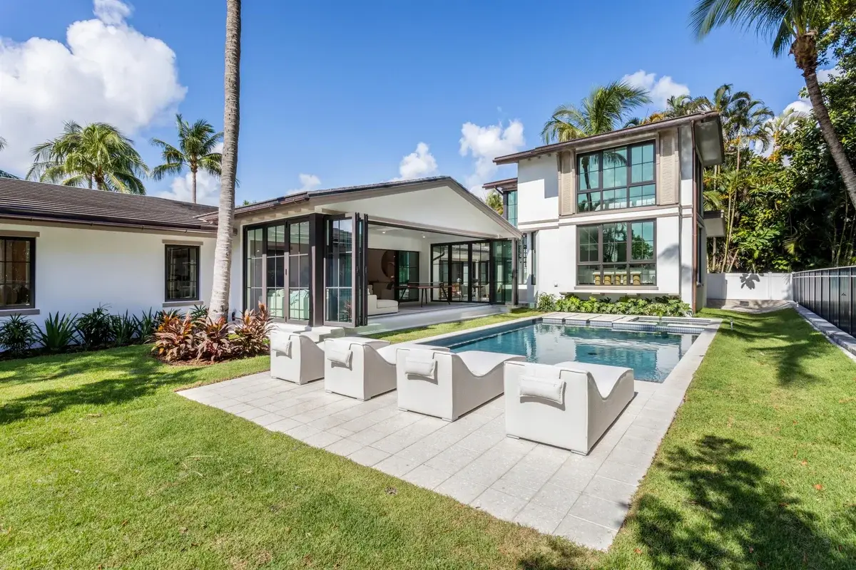1125 Harbor Dr, Delray Beach: photo 1 of 43