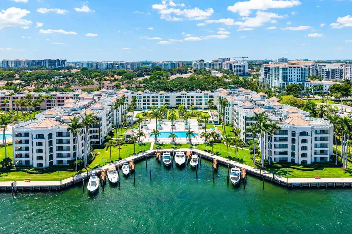 100 SE 5th Ave #110, Boca Raton: photo 1 of 60