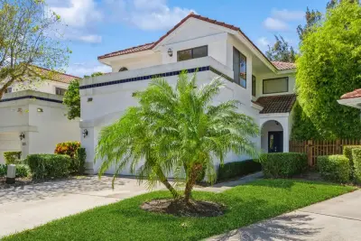 5504 Fox Hollow Dr, Boca Raton: photo 1 of 51