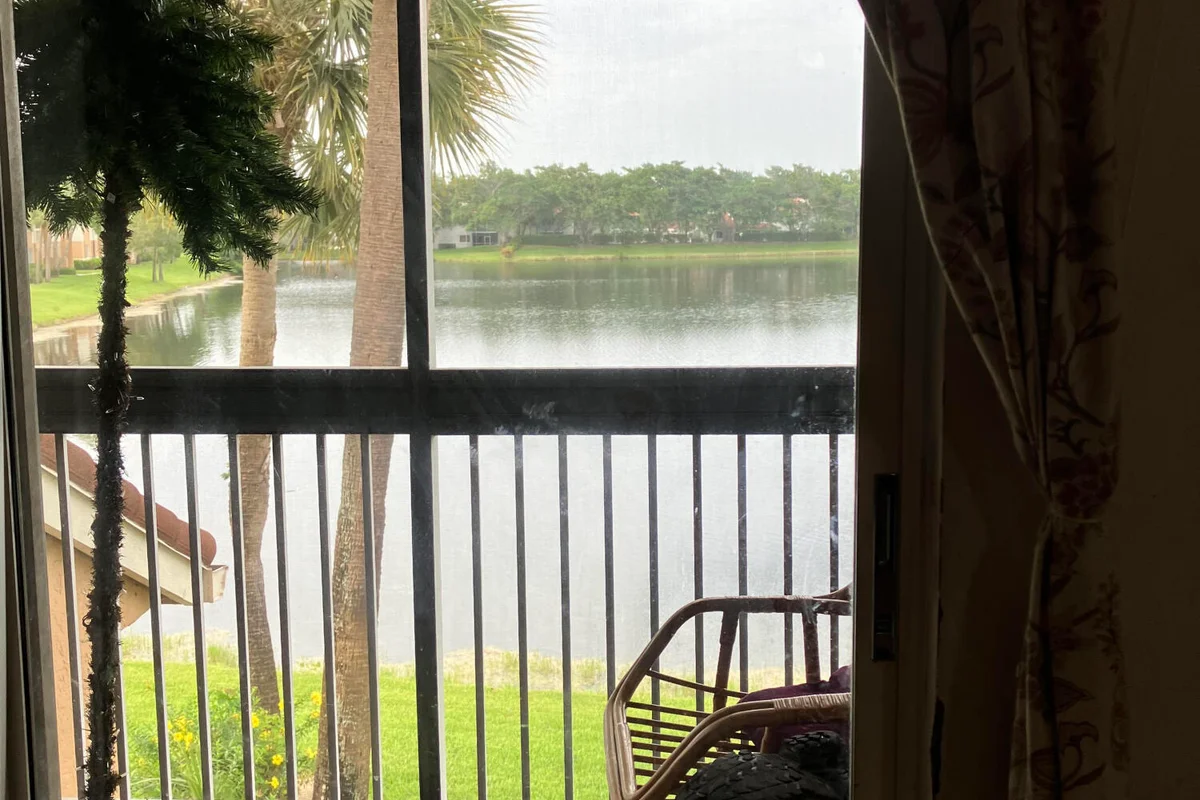 712 NW 92nd Ave, Plantation: photo 1 of 3