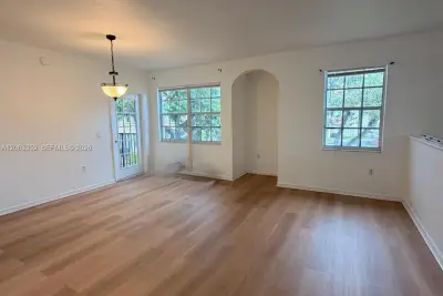 2705 Belmont Ln, North Lauderdale: photo 1 of 7
