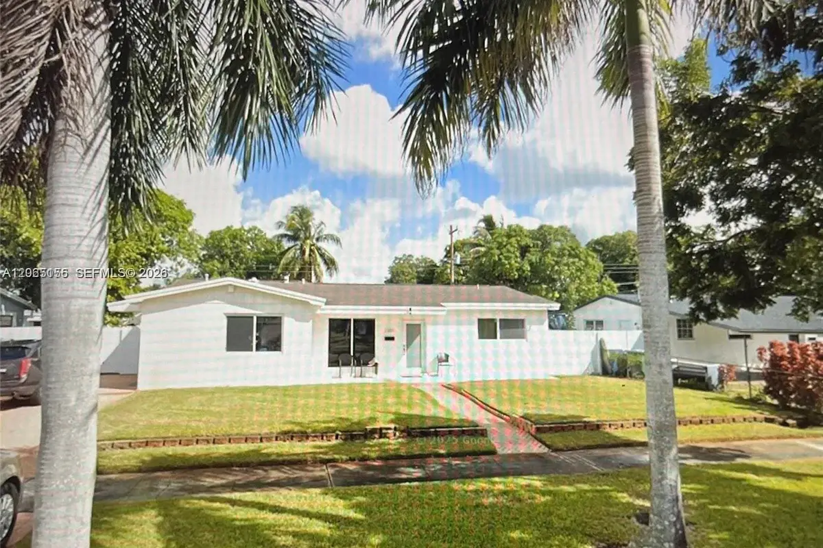 2301 NW 191st St, Miami Gardens: photo 1 of 18