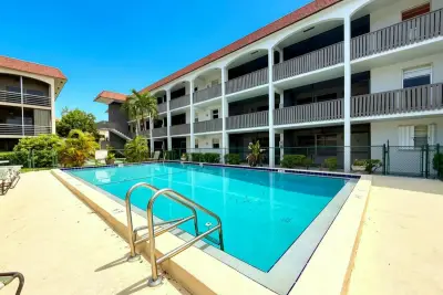 651 Pine Dr #208, Pompano Beach: photo 1 of 17
