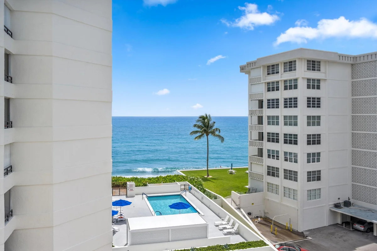 3560 S Ocean Blvd #607, South Palm Beach: photo 1 of 24