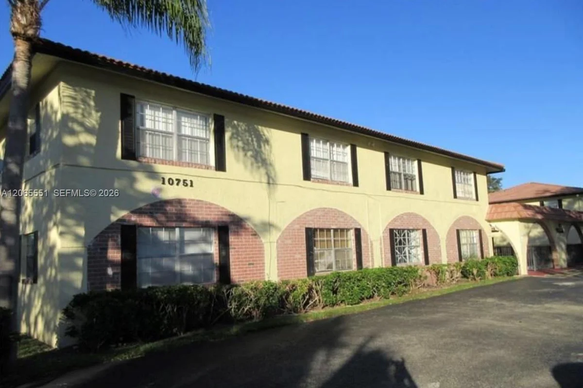 10751 Royal Palm Blvd #17, Coral Springs: photo 1 of 7