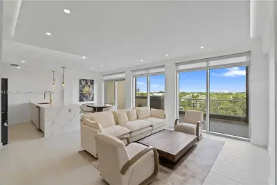 3250 NE 1st Ave #545, Miami: photo 1 of 65