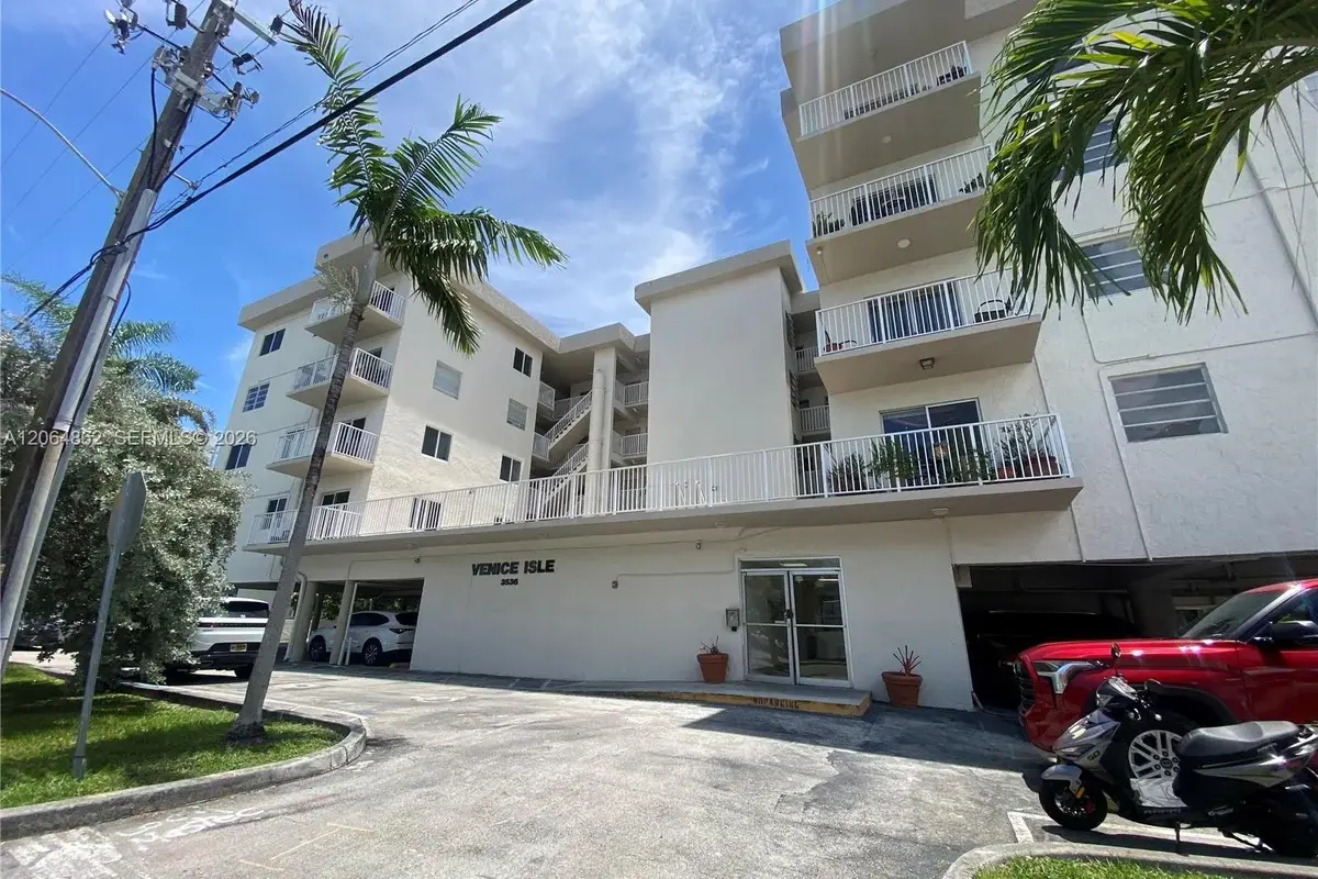 3536 NE 168th St #301, North Miami Beach: photo 1 of 23