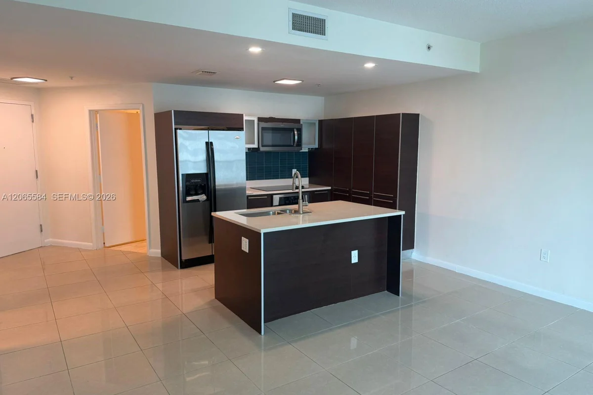 1900 N Bayshore Dr #1707, Miami: photo 1 of 14