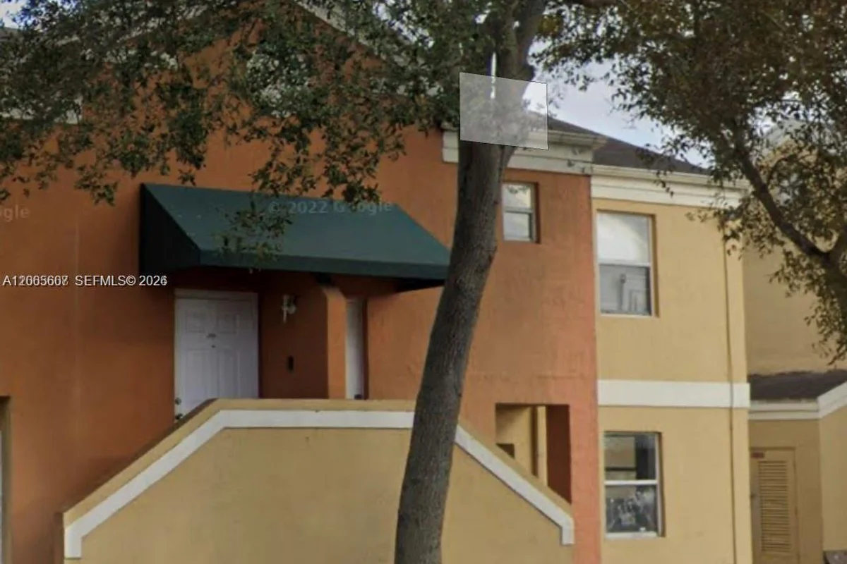 2421 NW 56th Ave #2-103, Lauderhill: photo 1 of 9