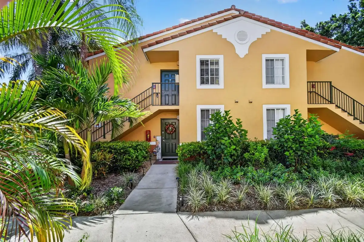 160 Yacht Club Way #211, Hypoluxo: photo 1 of 38