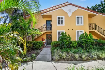 160 Yacht Club Way #211, Hypoluxo: photo 1 of 38