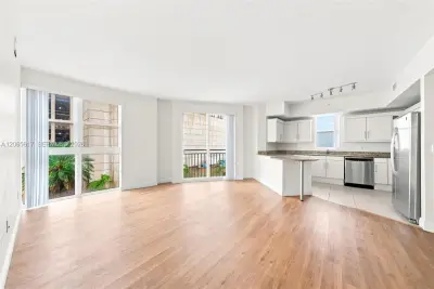 7275 SW 90th Way #508, Miami: photo 1 of 32