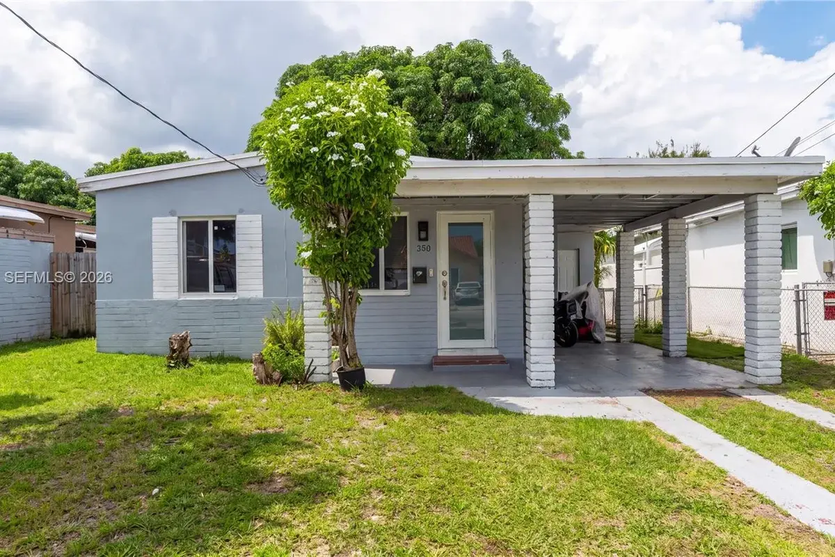 350 NW 58th Ave, Miami: photo 1 of 15