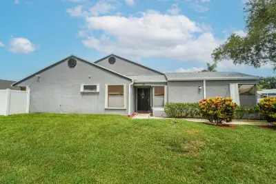 4520 Feivel Rd #49, West Palm Beach: photo 1 of 47