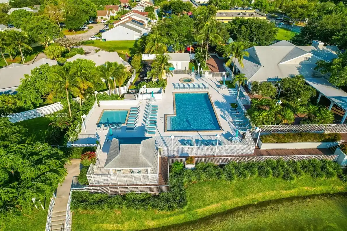 14414 SW 142nd Ct, Miami: photo 1 of 18