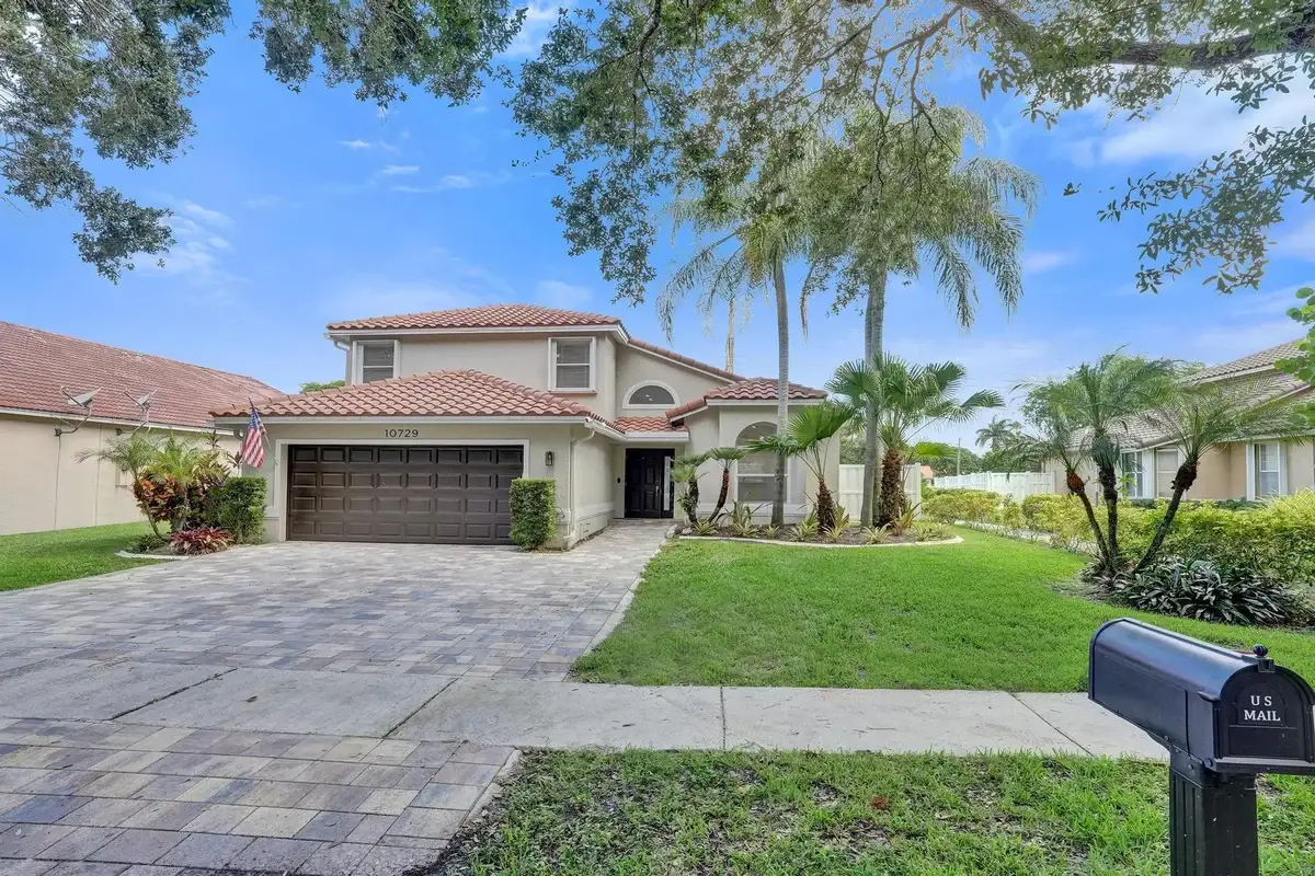 10729 Edinburgh St, Cooper City: photo 1 of 61
