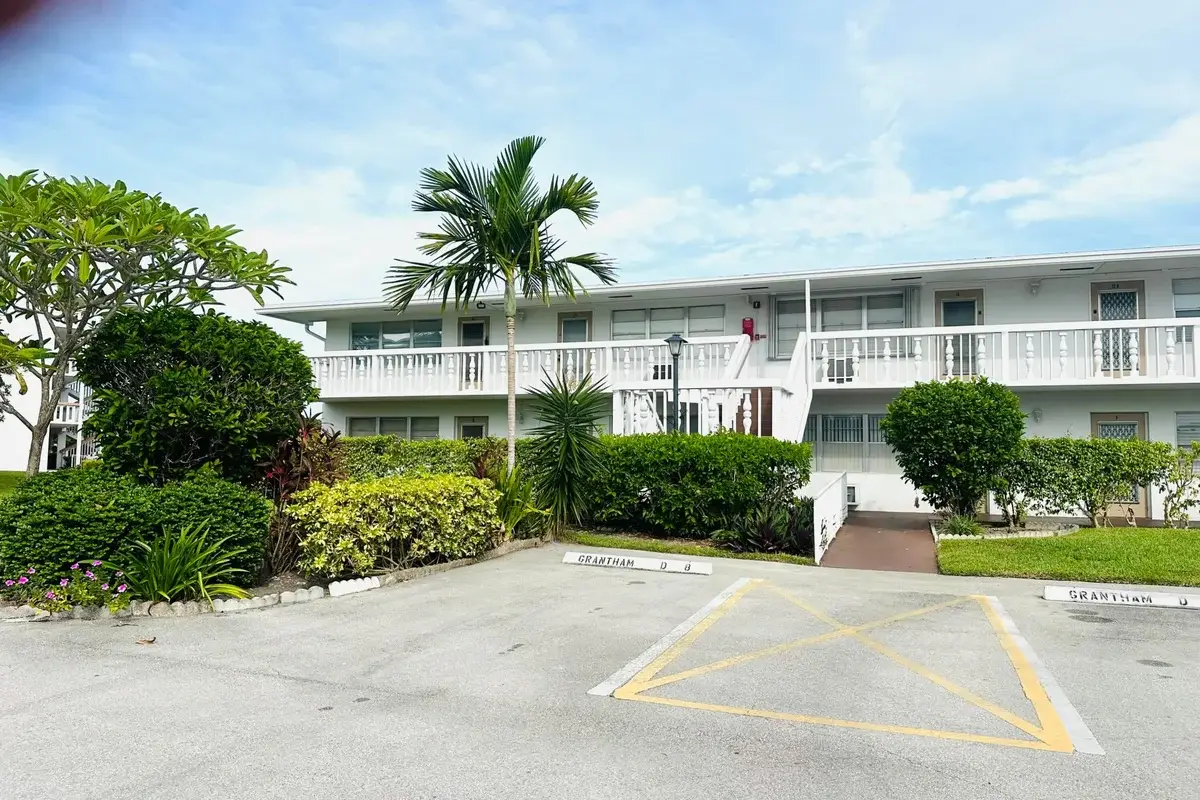 8 Grantham D, Deerfield Beach: photo 1 of 61