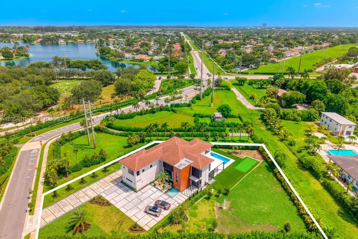 1500 SW 149th Ter, Davie: photo 1 of 55