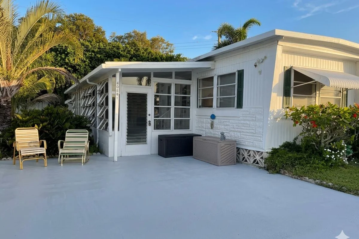 4084 Bougainvillea Rd W, Boynton Beach: photo 1 of 9