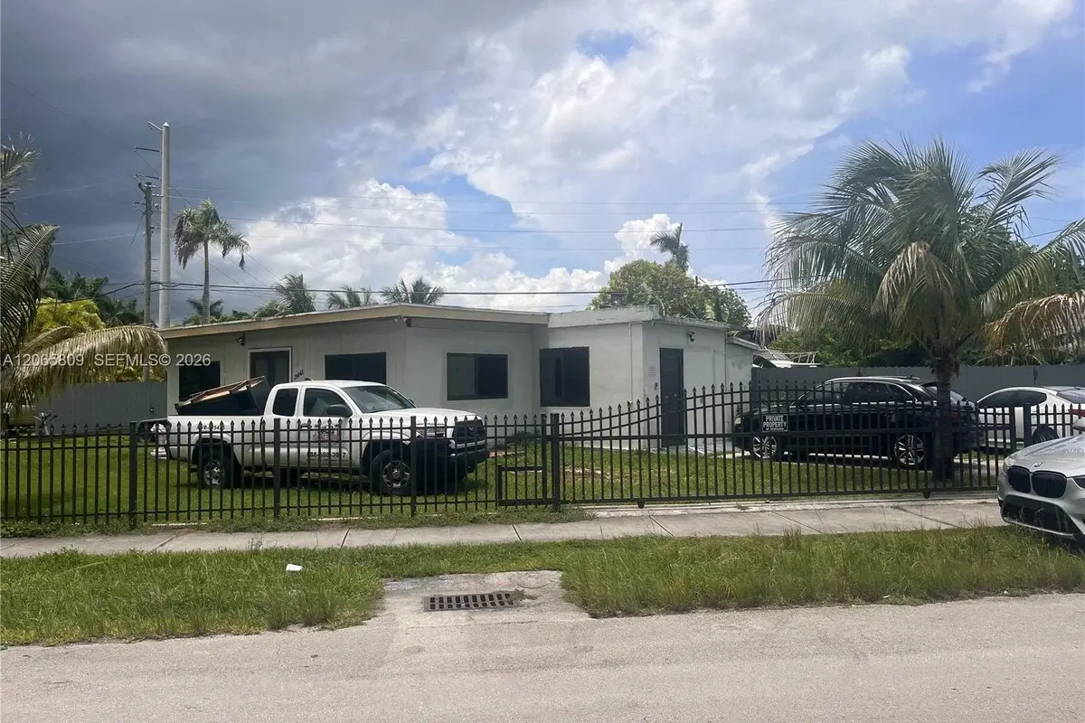 29045 SW 157th Ave, Homestead: photo 1 of 11