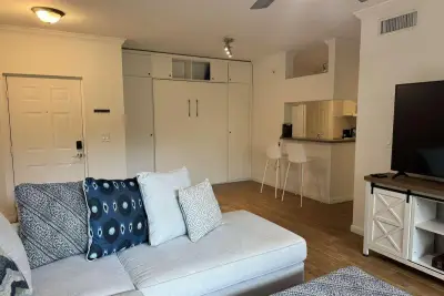 17125 N Bay Rd #3102, Sunny Isles Beach: photo 1 of 17